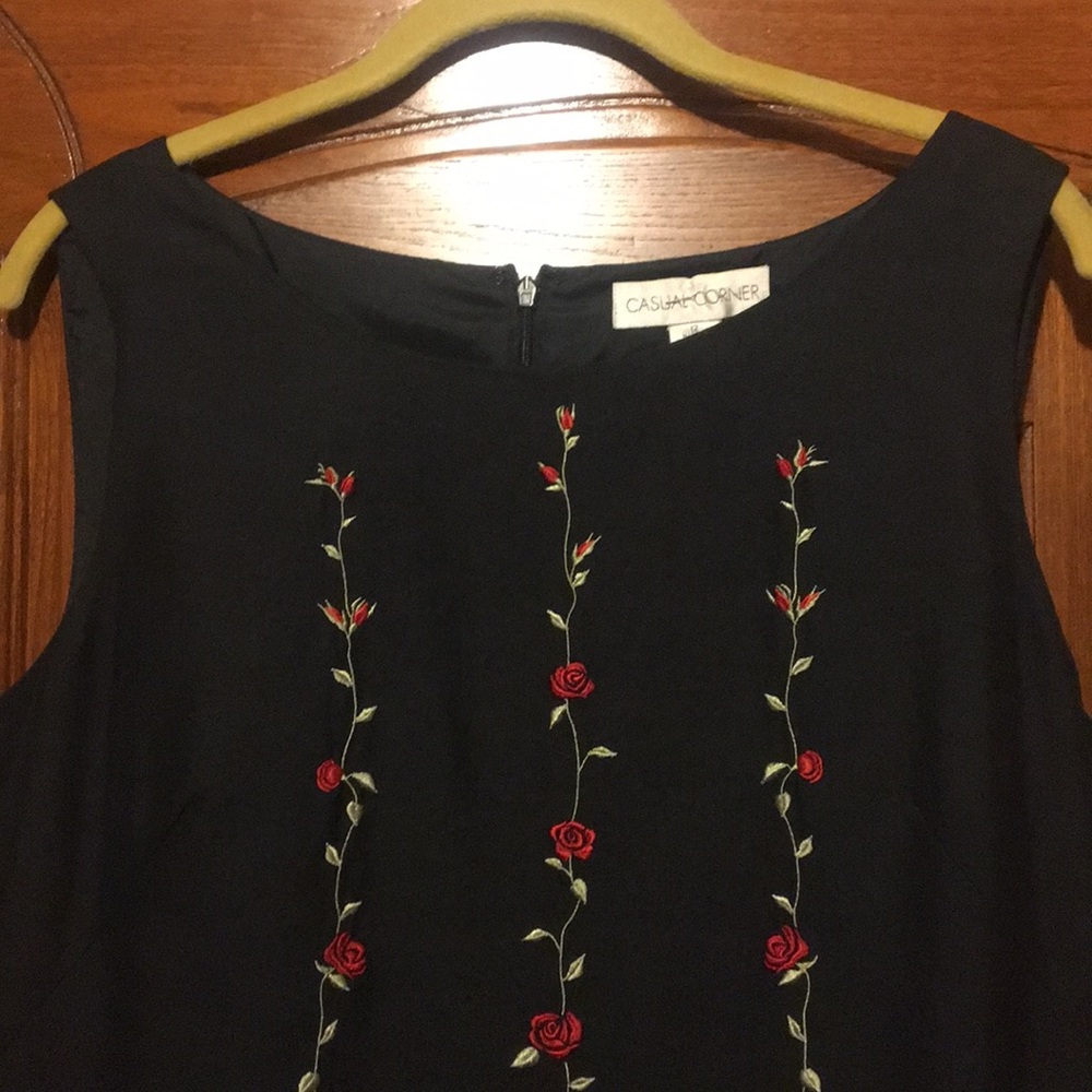 Dress - Picture 2 of 2